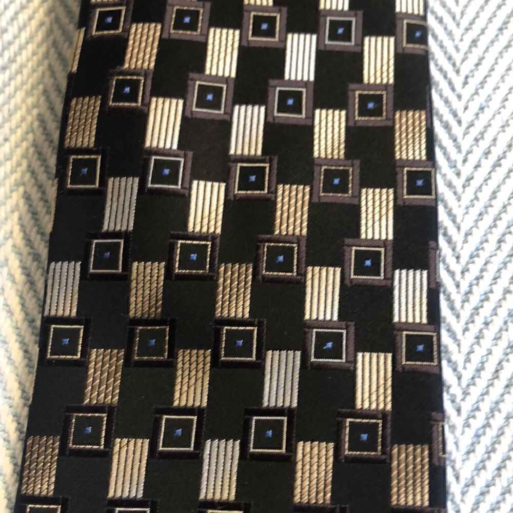 - Tie bundle of 3 ties Preworn Used - Picture 4 of 8